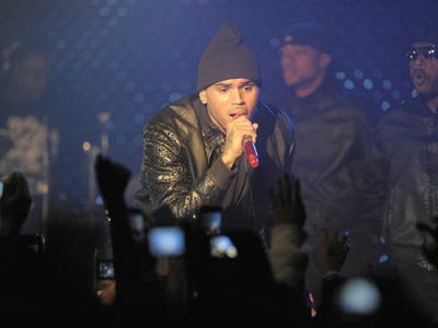 Manajemen Ambil Langkah Hukum Terkait Konser Palsu Chris Brown di Jakarta